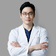 上海美联臣整形医院李相雨医生照片