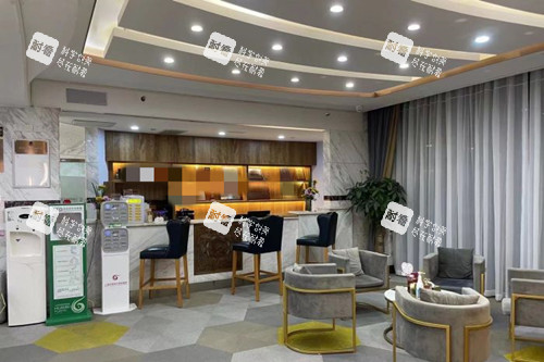 上海华美整形内部休息等待区环境