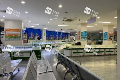 福州东南眼科候诊区域