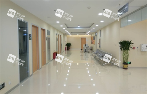 沧州爱尔眼科医院走廊