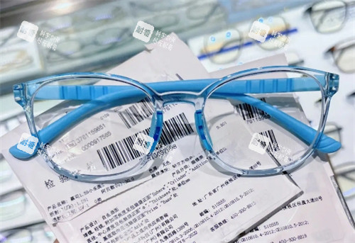 离焦镜