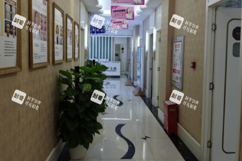 武汉乐美医疗美容医院走廊