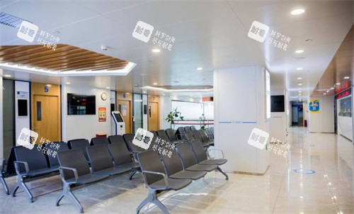 乌鲁木齐普瑞眼科医院等待区