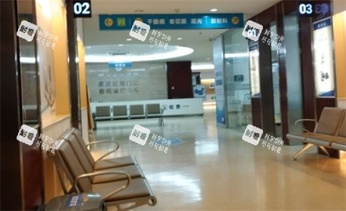 成都新视界眼科走廊环境