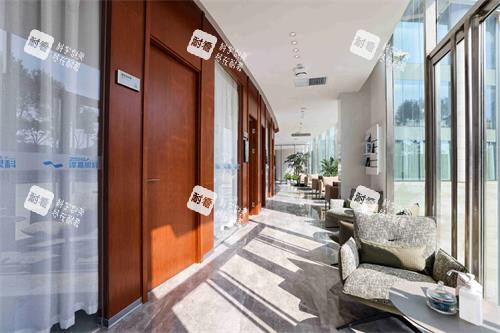 青岛泽嘉眼科走廊休息区环境