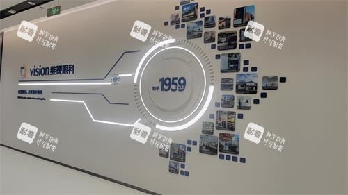 南京维视眼科医院走廊荣誉墙 南京维视眼科医院走廊荣誉墙