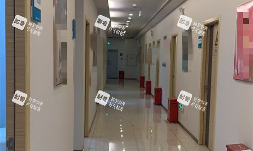 珠海爱思特医疗美容诊室图