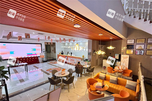 抚州薇琳医疗美容大厅环境