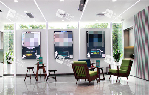 深圳青逸植发医院的大厅