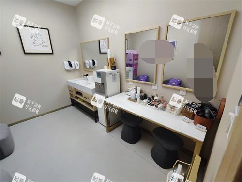 北京蕾士悦容医疗美容化妆架 北京蕾士悦容医疗美容化妆架