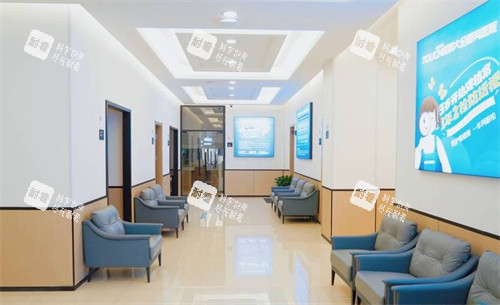 昆明大全眼科视光中心走廊环境