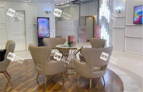 郑州韩辰华领整形休息区