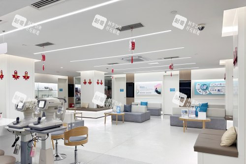 上海新视界中兴眼科医院候诊区