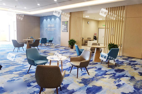 邢台爱尔眼科医院休息区