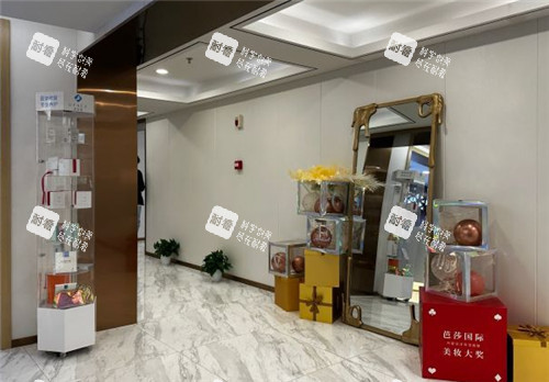 武汉江城整形的侧厅照片