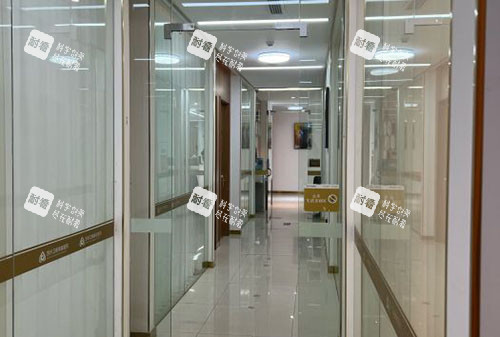 苏州卫康美容医院走廊环境图