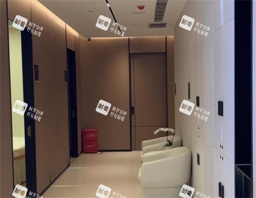 武汉艺星整形过道处 武汉艺星整形过道处