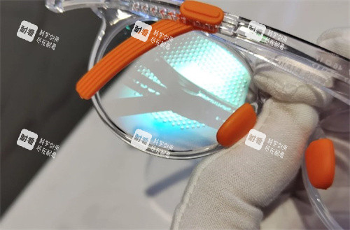 豪雅新乐学防控镜片