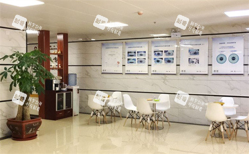 广西晶亮眼科等待区