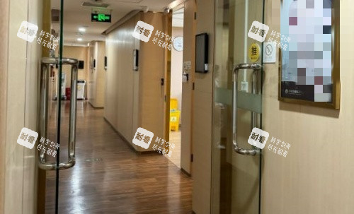 成都华美紫馨整形走廊环境示意图