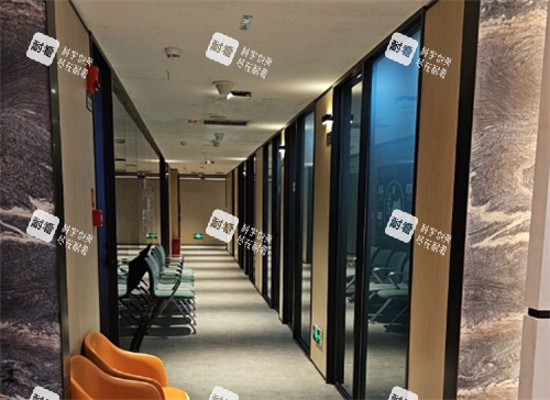 深圳非凡口腔医院走廊