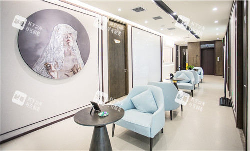 北京加减美整形等候区环境 北京加减美整形等候区环境