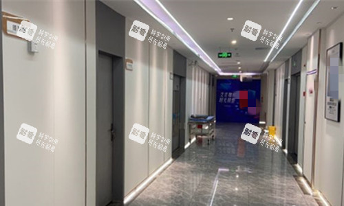 成都莱瑞拉威塑医疗美容走廊图