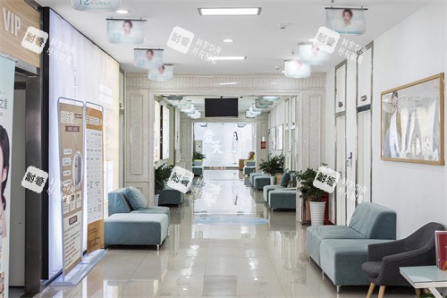 成都童颜博仕医疗美容走廊环境 成都童颜博仕医疗美容走廊环境