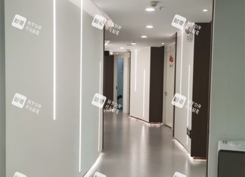 贵阳利美康医美整形内部过道环境示意图