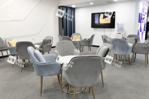 贵阳利美康美容医院候诊区