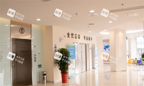 枣庄爱尔眼科电梯口