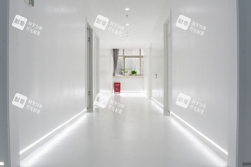 北京雅靓医疗美容医院走廊