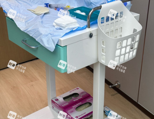 北京漾格医疗美容皮肤操作车