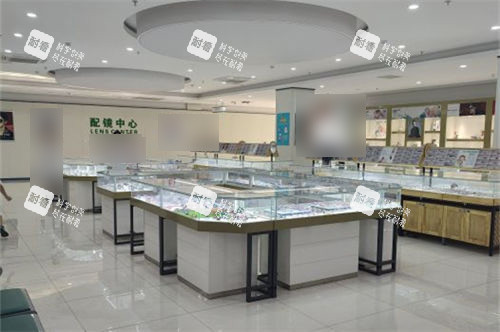 合肥东南眼科医院配镜中心环境图