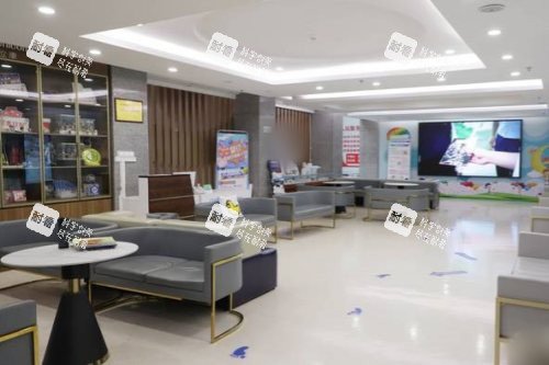 昆明眼科医院休息区