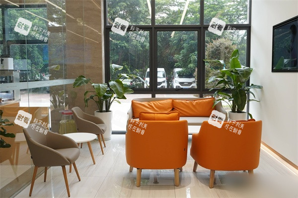 南宁普瑞眼科医院休息沙发