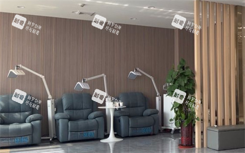 济南碧莲盛植发光疗区