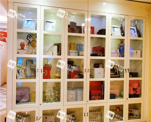 武汉中翰整形展示墙照片