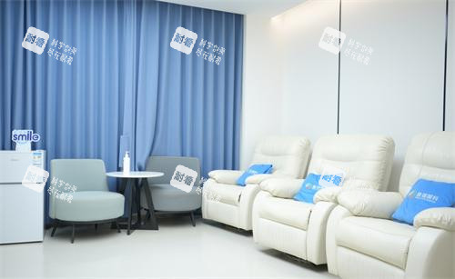 武汉硚口普瑞眼科等候区 武汉硚口普瑞眼科等候区