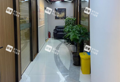 成都恒博植发内部过道环境