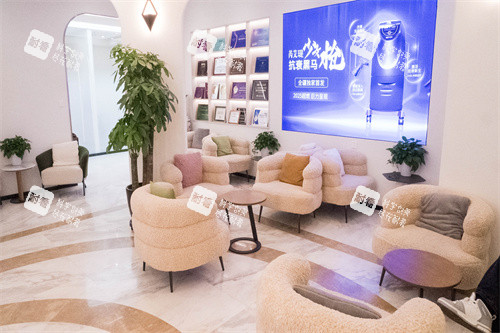 新疆黎美整形1楼大厅等待区