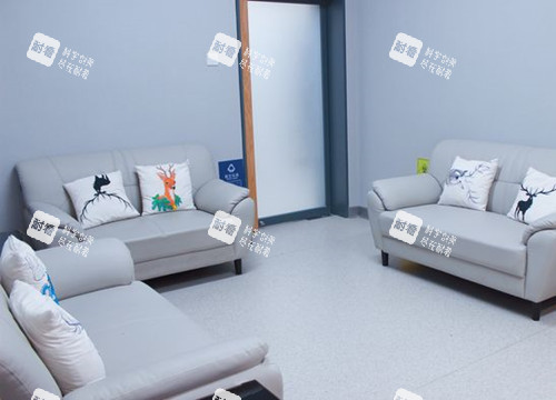 北京华德眼科休息等候区环境