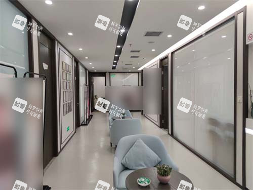 北京加减美医疗美容门诊部候诊区