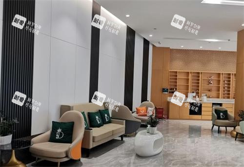 深圳港龙妇产医院休息区