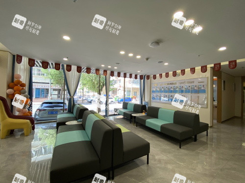 大连华厦眼科休息区环境