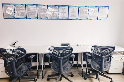 长春市恒达眼科医院护士办公室