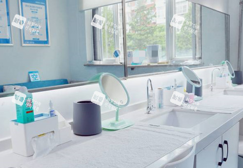 北京华德眼科洗漱台环境