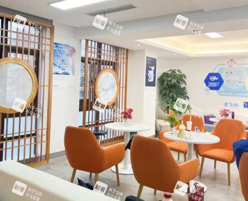 上海普瑞眼科医院等候区环境