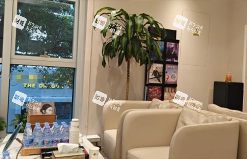 上海医颜医疗美容窗边休息区 上海医颜医疗美容窗边休息区