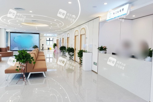 南昌华厦眼科医院导诊台